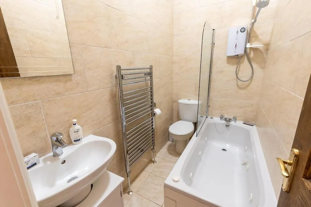 Сasa de vacaciones Luxury Nautical Large Apartment - 2 Bedroom - Whitby Centre - Free Private Parking Reino Unido
