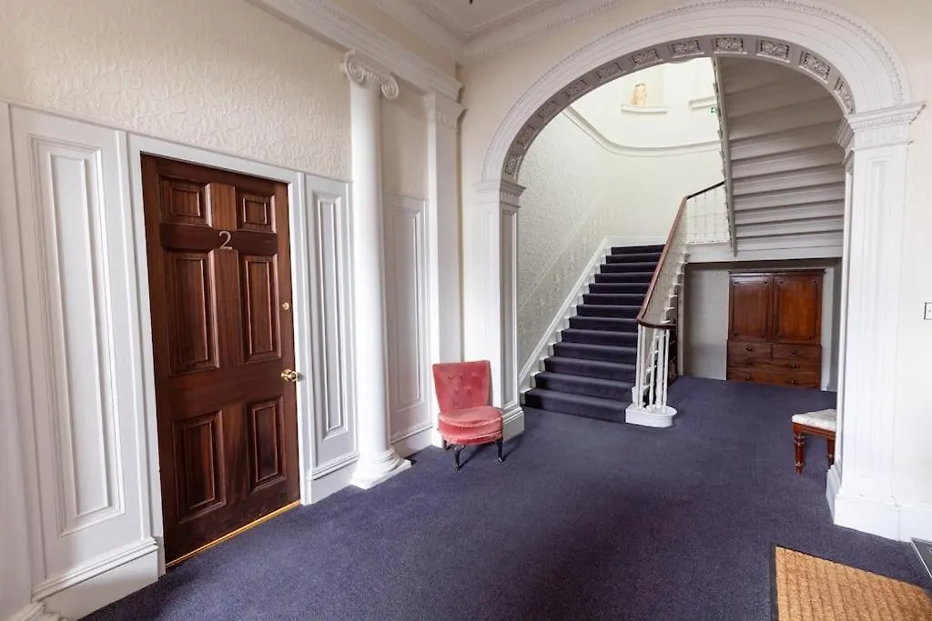 Luxury Nautical Large Apartment - 2 Bedroom - Whitby Centre - Free Private Parking Reino Unido